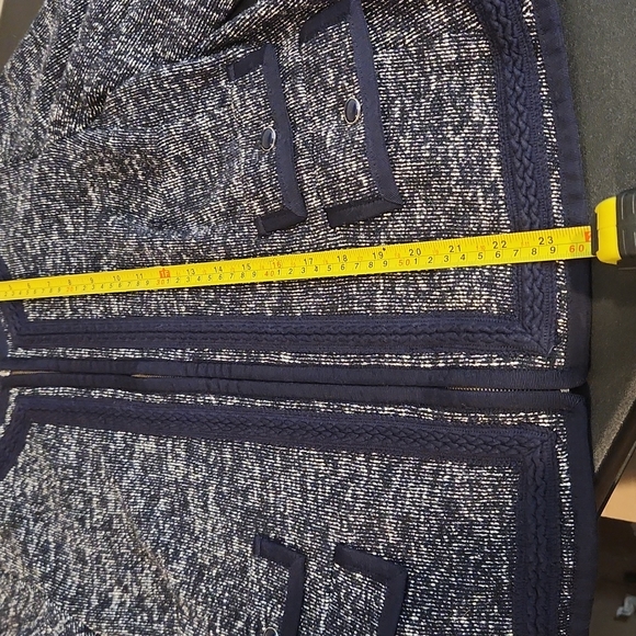 TALBOTS WOMENS KNIT FABRIC BLAZER, SUIT JACKET SIZE 12P. Navy Blue and white - Picture 12 of 12